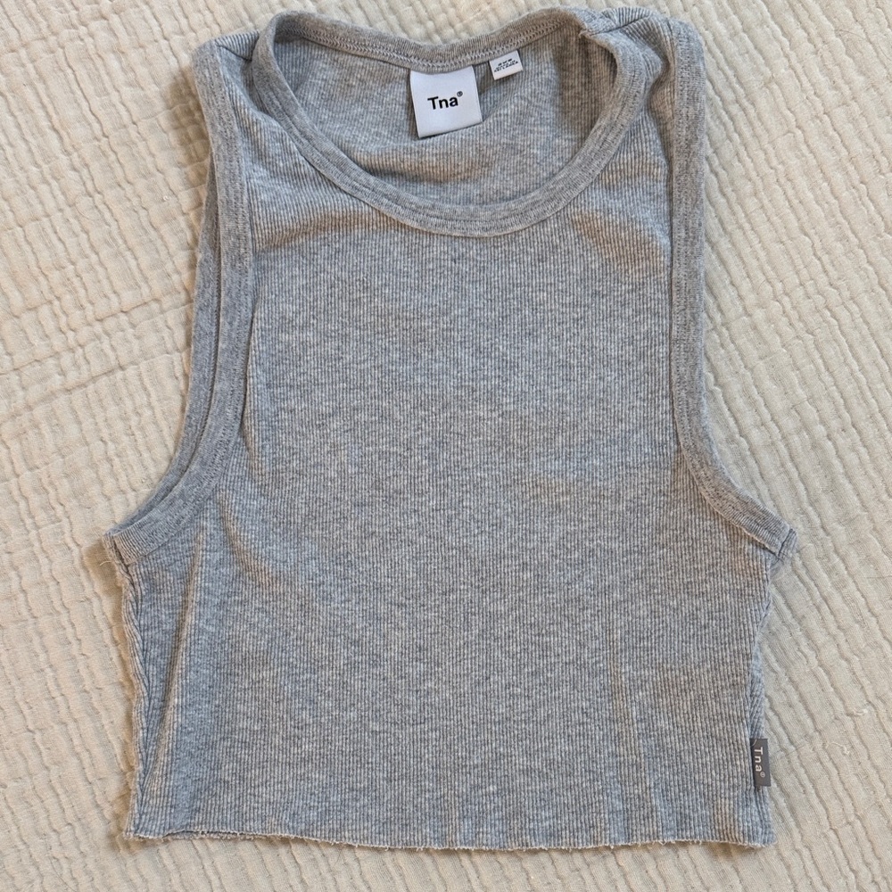 TNA Cropped Sleeveless Tank Top
